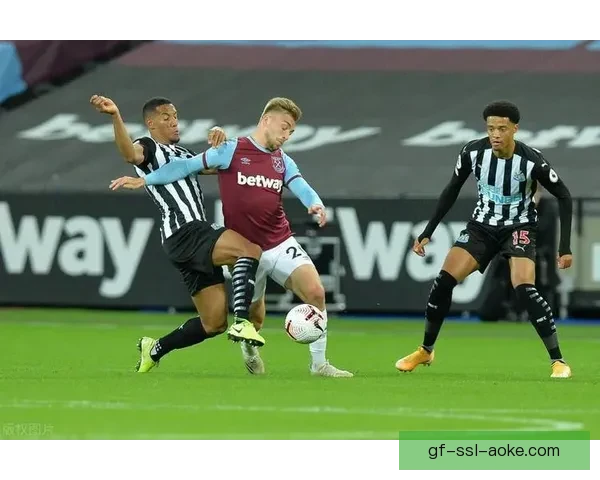 修夫港主场2比1力克艾费顿关键三分到手冲击联赛排名新高展现强劲状态