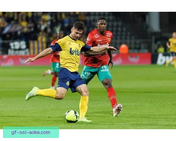 乔治罗尼亚在2-3考诺萨基列斯对决中展现非凡实力引发热议